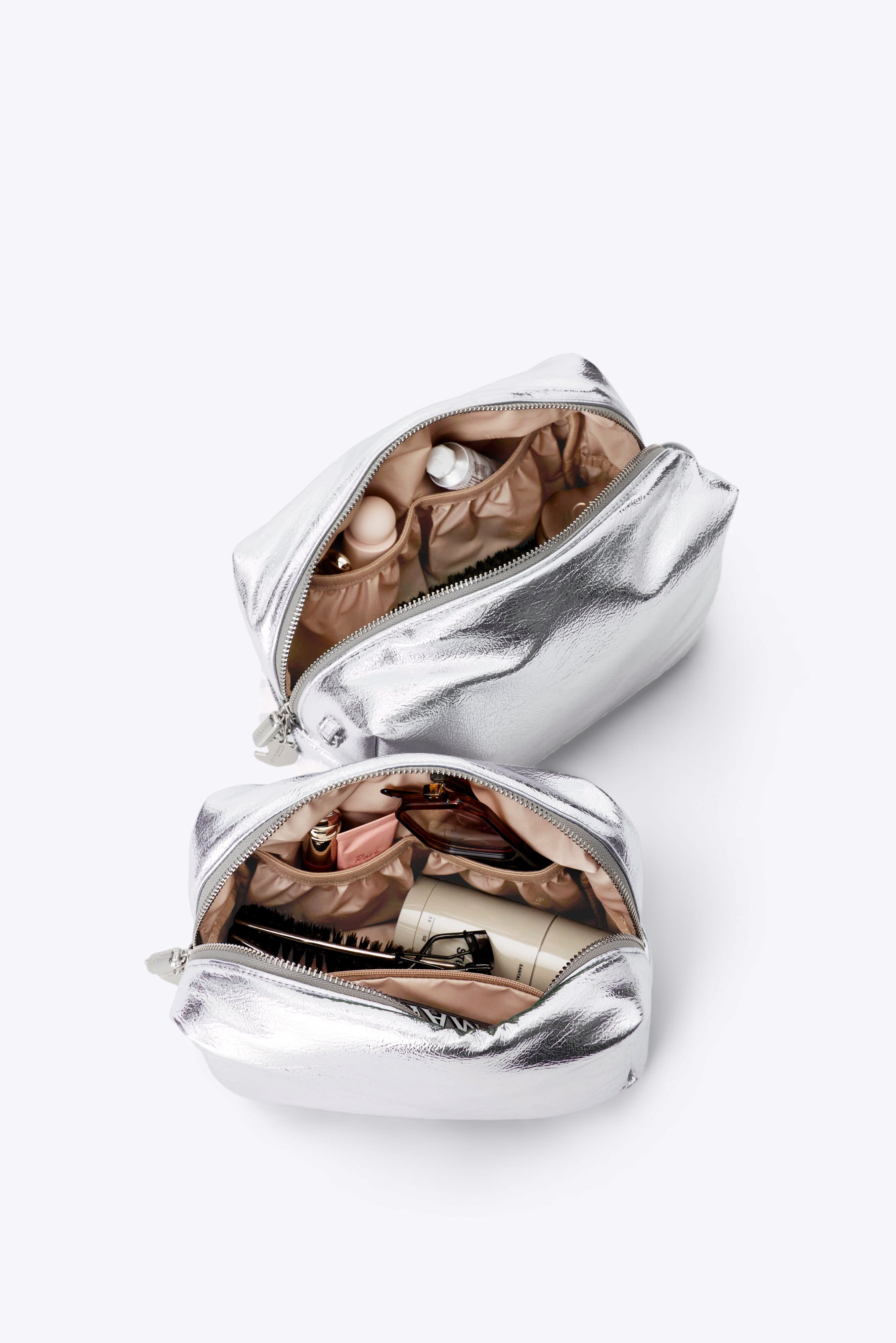 BÉIS x Chipotle The Burrito Pouch Set in Foil