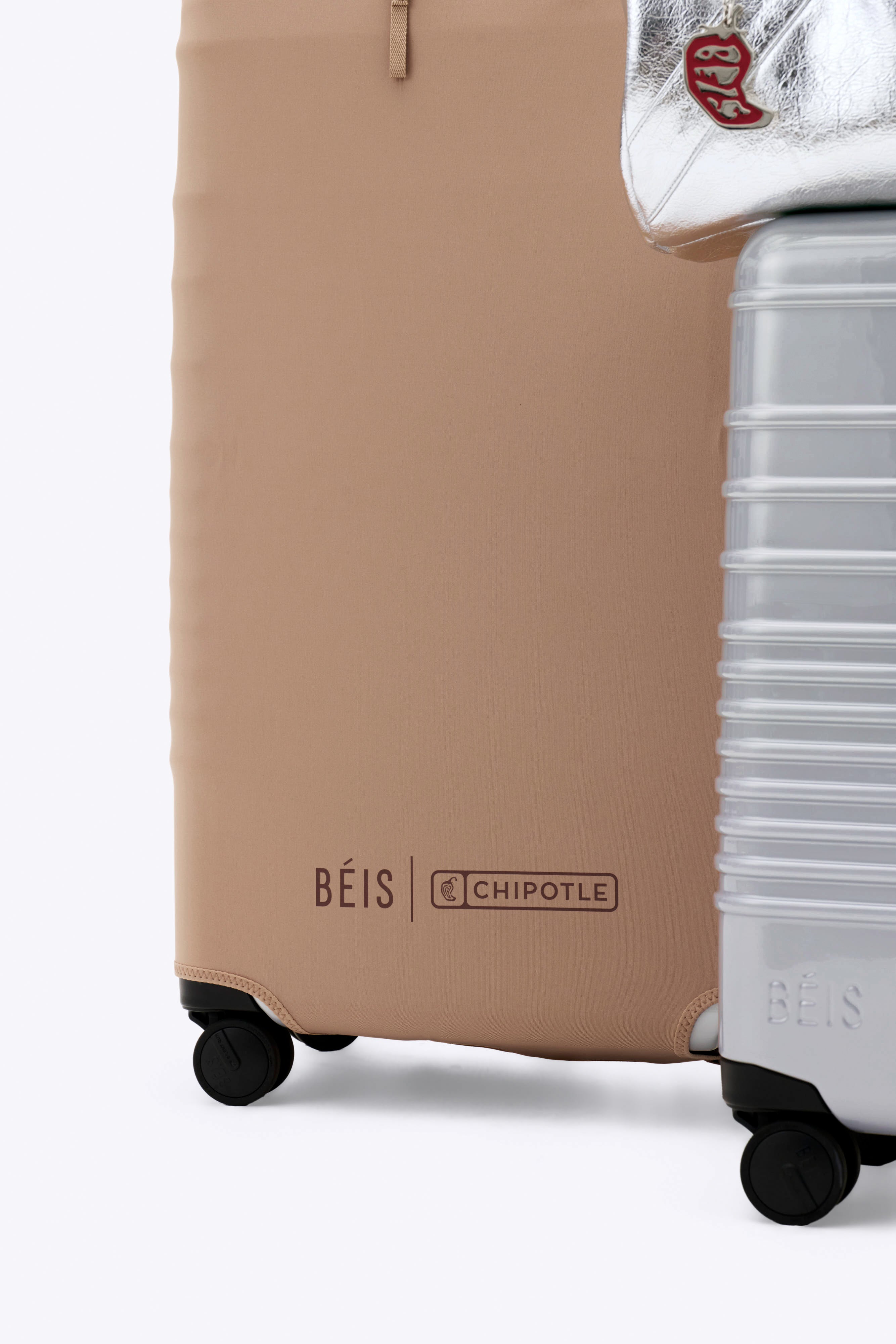 BÉIS x Chipotle The Large Check-In Cover in Brown